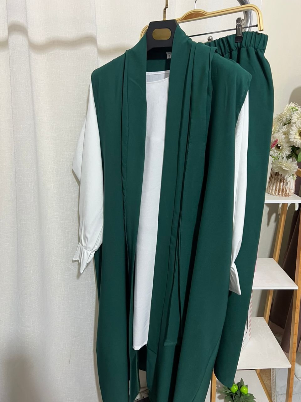 الطقم الأسود